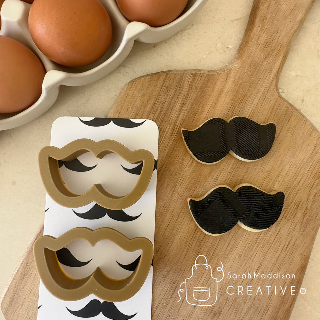 Moustache mini cookie cutter